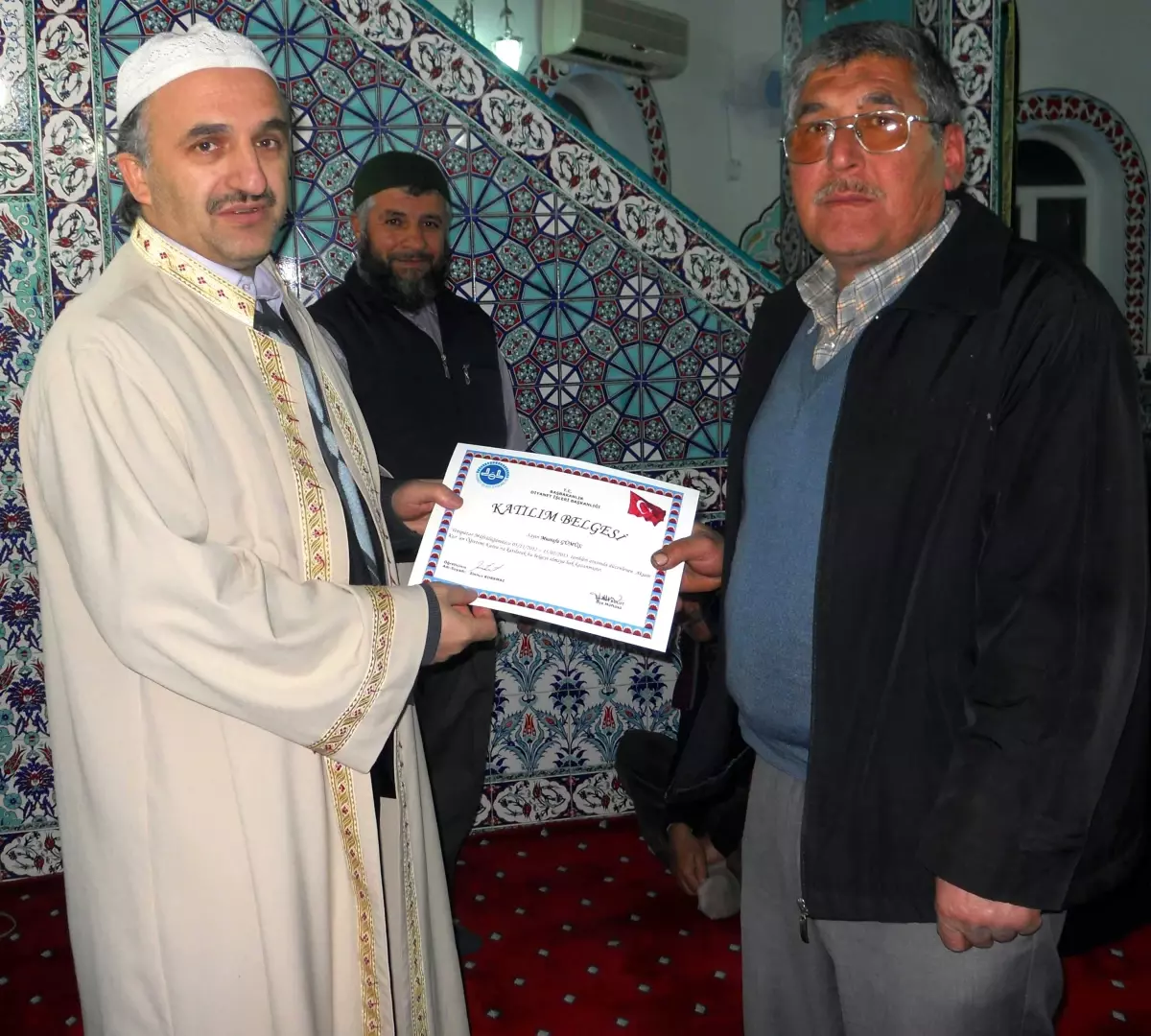 Yenipazar'da Kur'an Öğrenenler Belgelerini Aldı