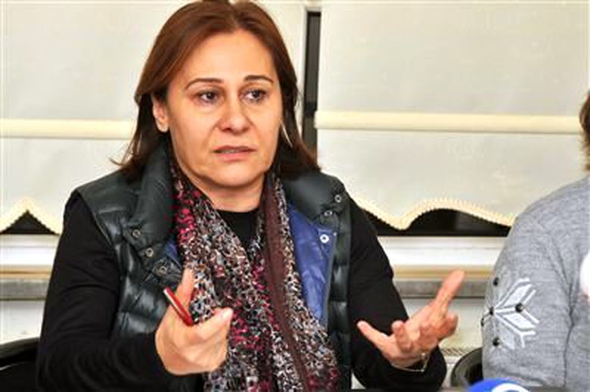CHP\'li Kaleli İndirilen Uçaktaki Malzemeleri Sordu
