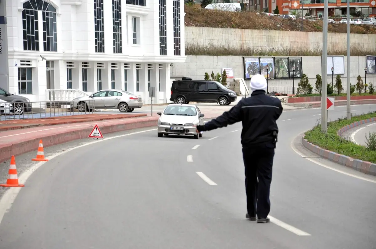 Hız Sınırını Aşanlara Ceza Yağdı