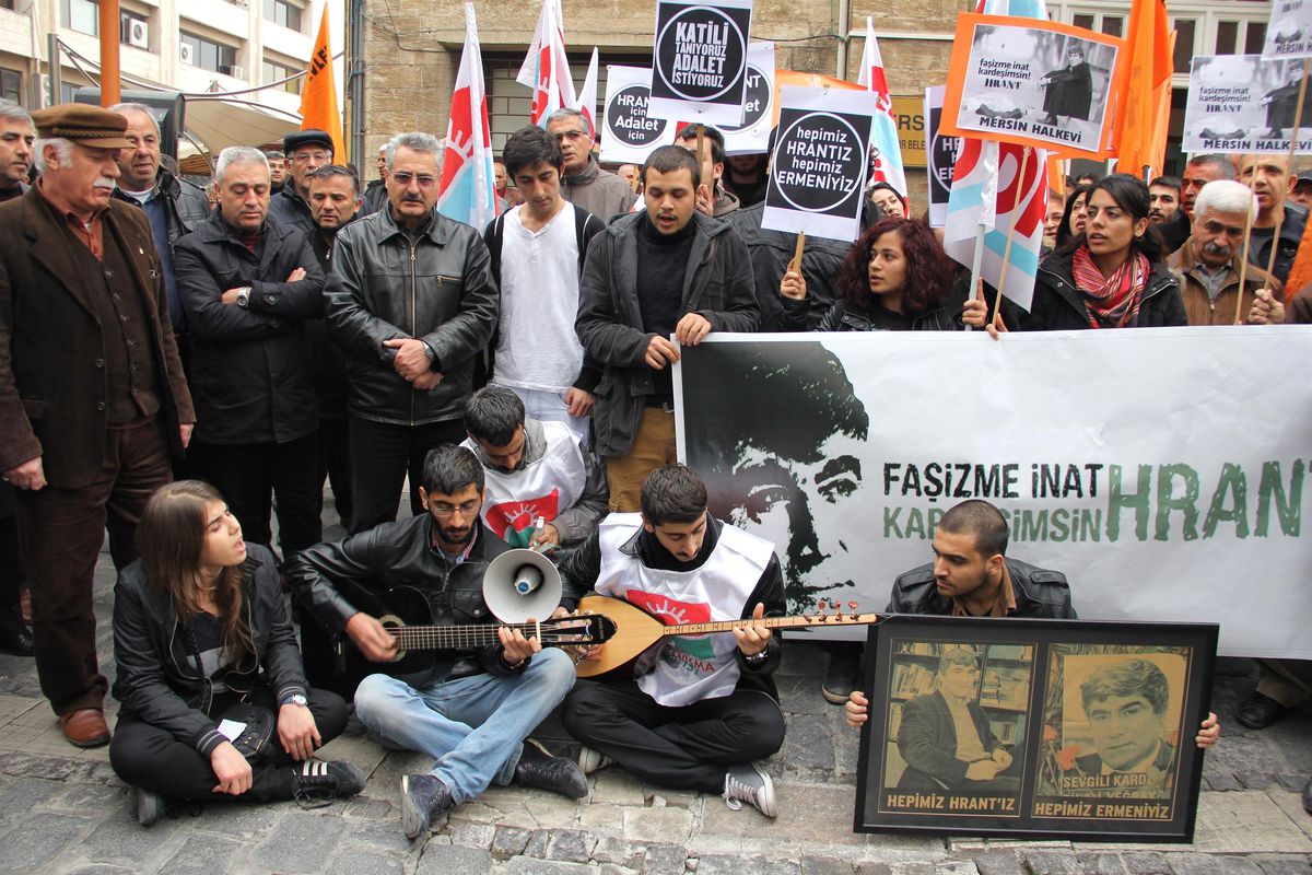 Mersin\'de Hrant Dink Anıldı