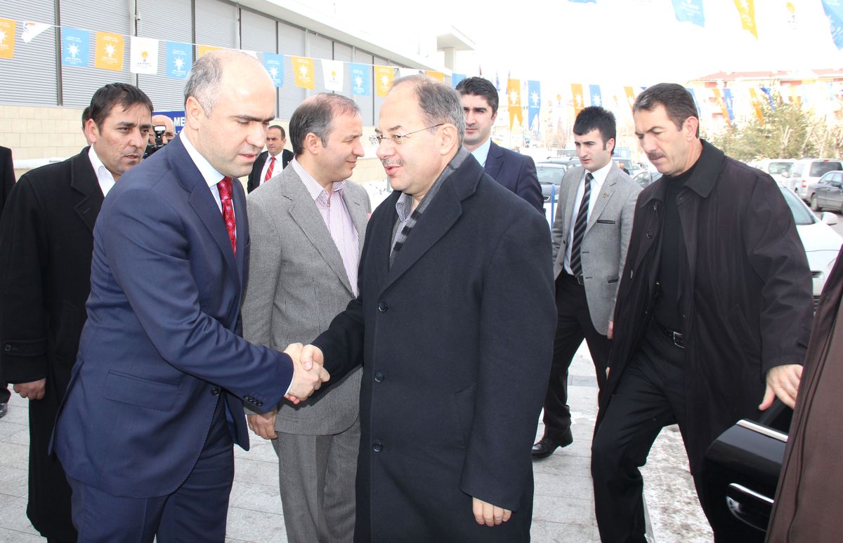 Recep Akdağ: Acılı Günler Son Bulsun