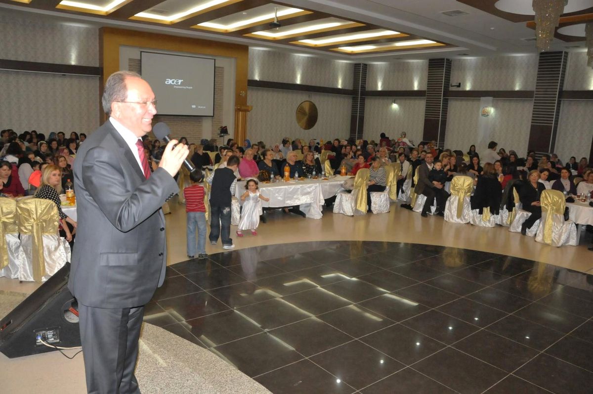 Atakum Belediyesi\'nden Hanımlara Eğlence
