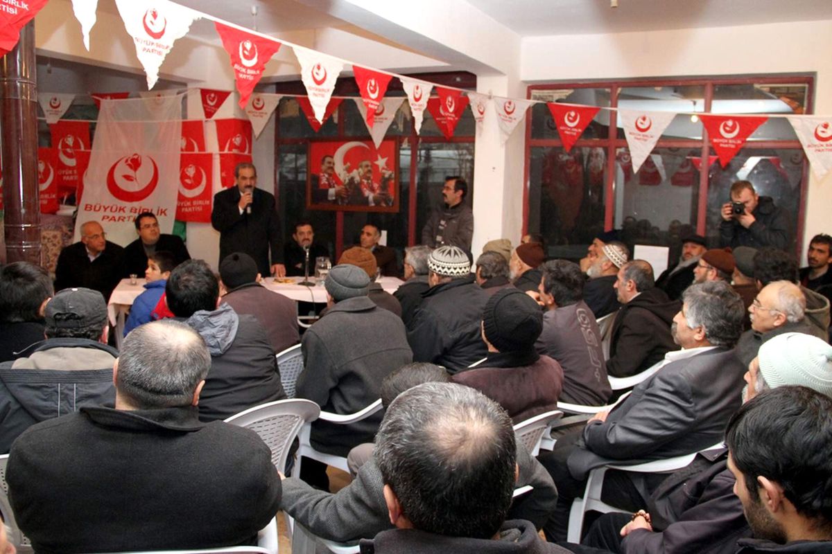 Doğan Ürgüp İstişare Toplantılarını Sürdürüyor