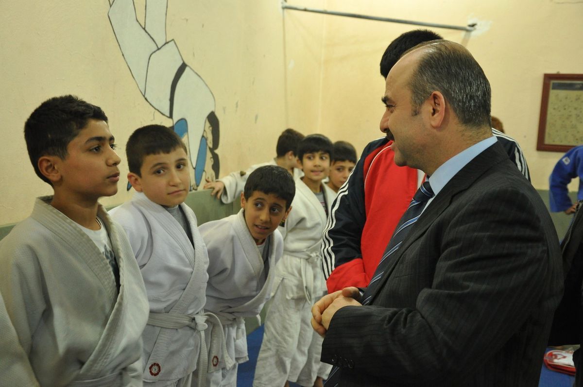 Siirt\'de "Bir Çocuk Bir Gelecek" Projesi ile Judocuların Yüzü Güldü
