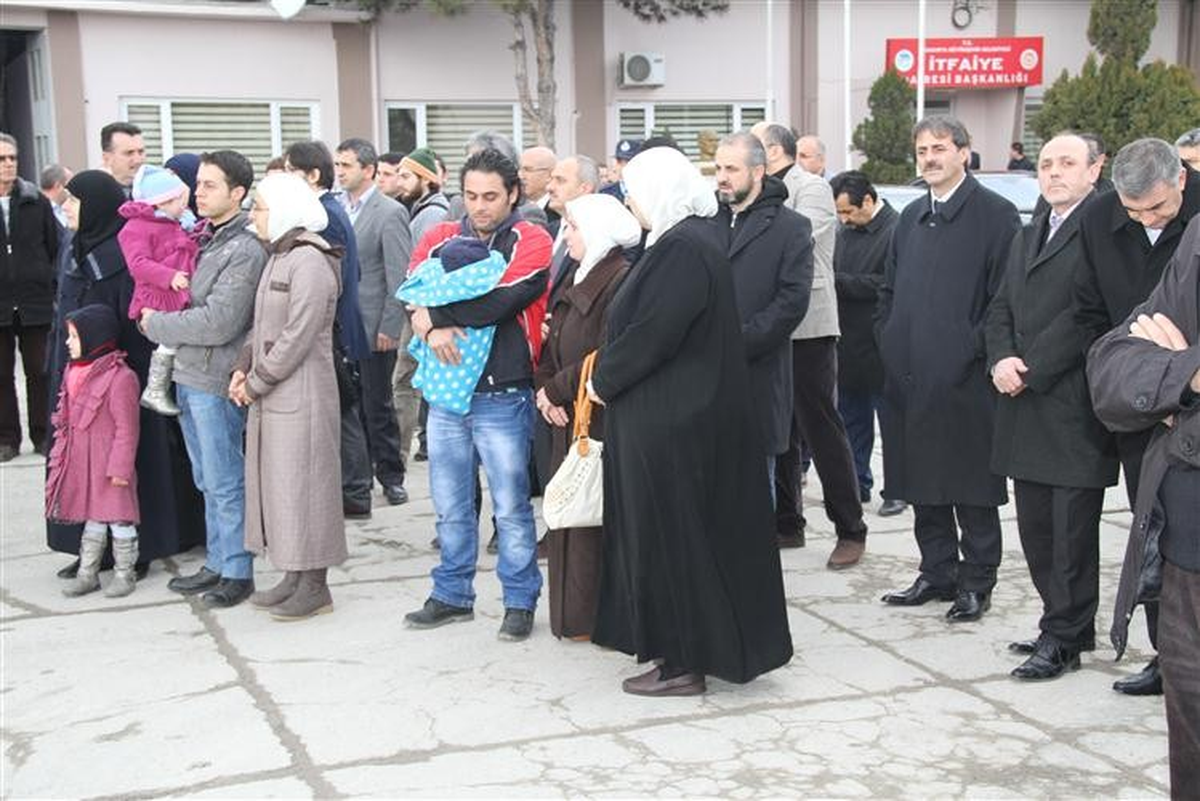 Suriye Konvoyunda Akyazı\'da Var