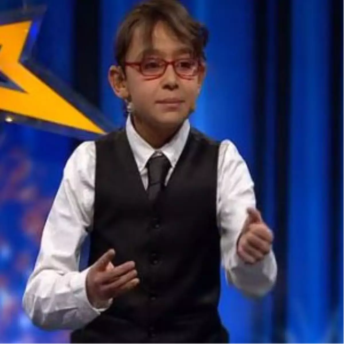 Türkiye\'yi Kahkahaya Boğan Kız