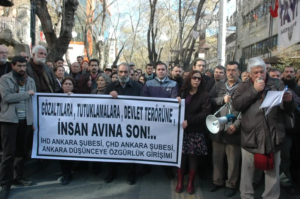 Başkent\'te Gözaltılar Protesto Edildi