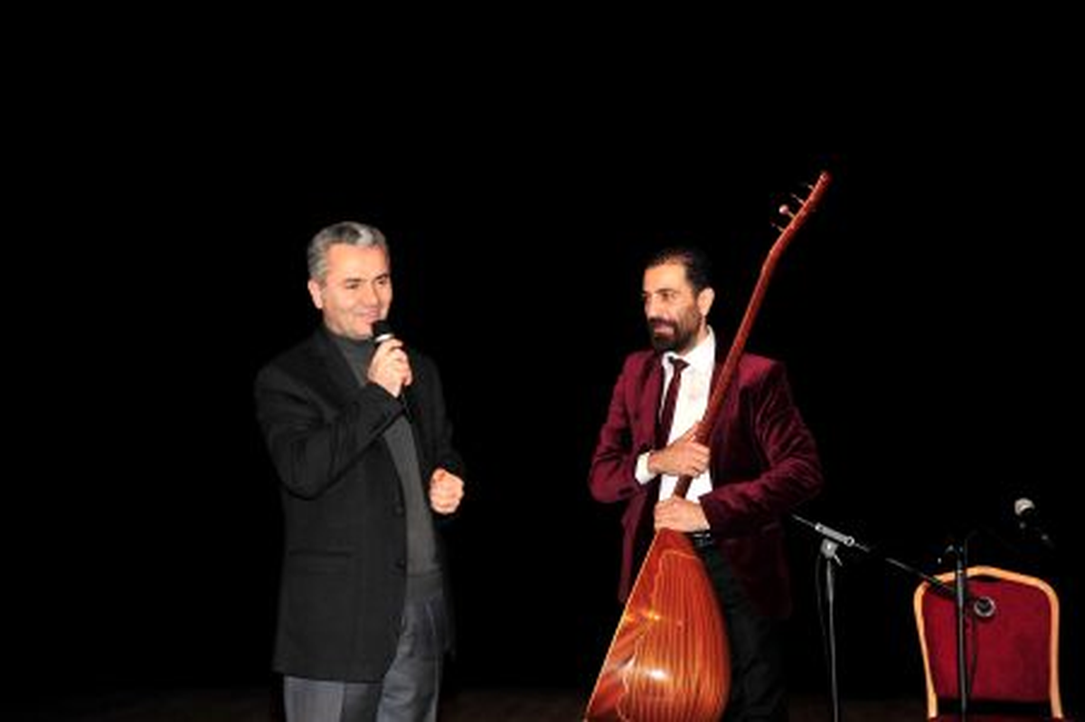 Büyük Usta Neşet Ertaş Beylikdüzün\'de Türkülerle Anıldı