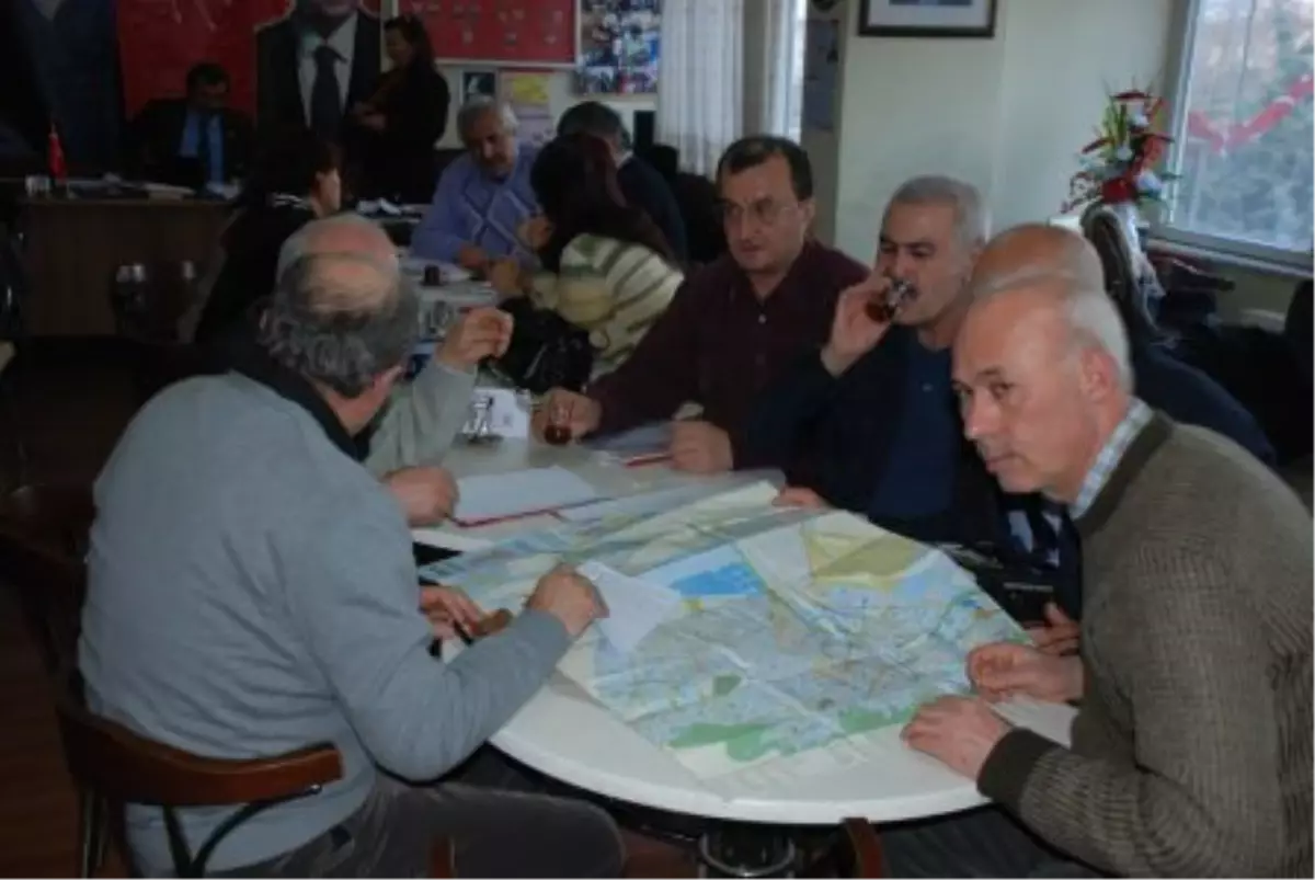 CHP\'nin Eğitici Eğitmeni Semirenleri Devam Ediyor