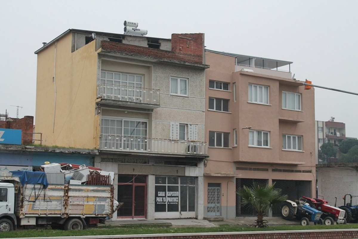 Çileden Çıkan Vatandaş Sürücüleri Uyardı
