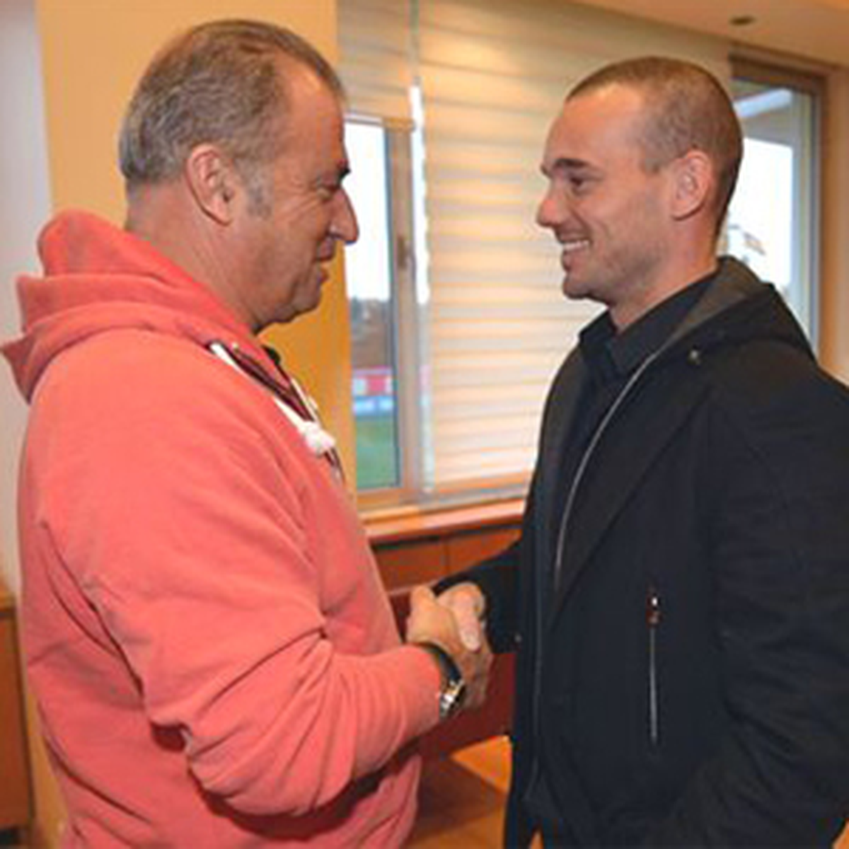 Sneijder, Terim\'le Buluştu!
