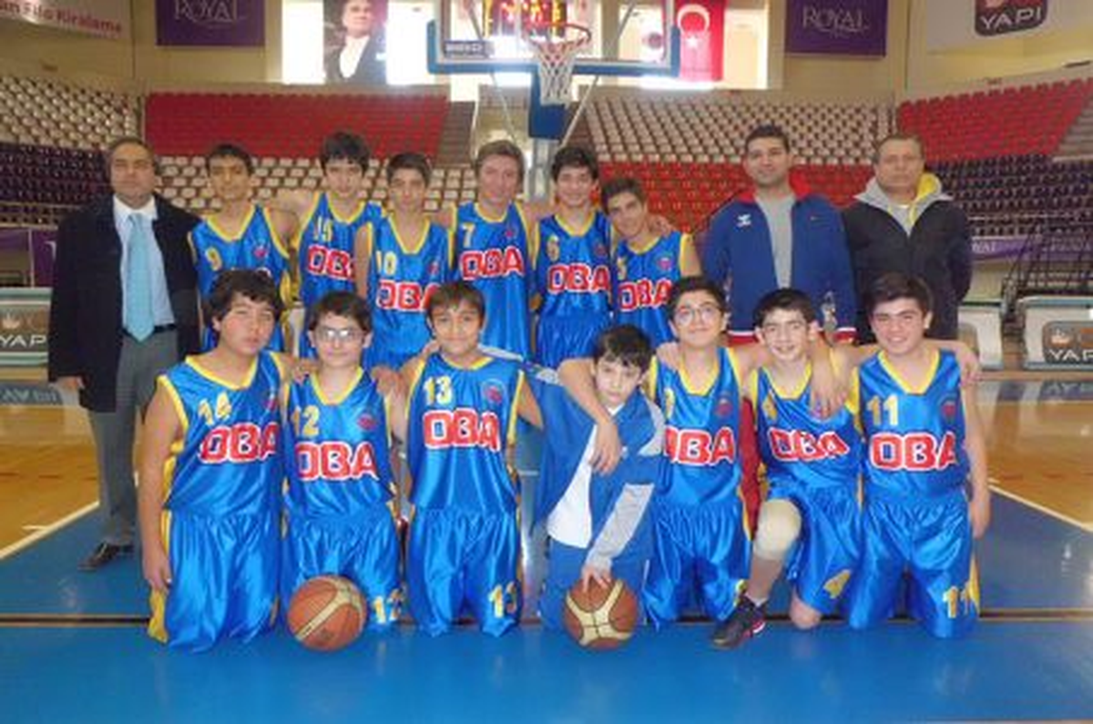 GKV Yıldız Erkek Basketbol Takımıda Yenilgisiz Şampiyonu