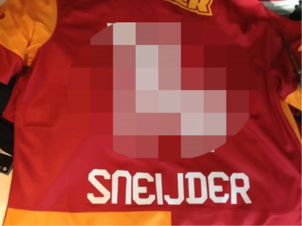 İşte Sneijder\'in Forması