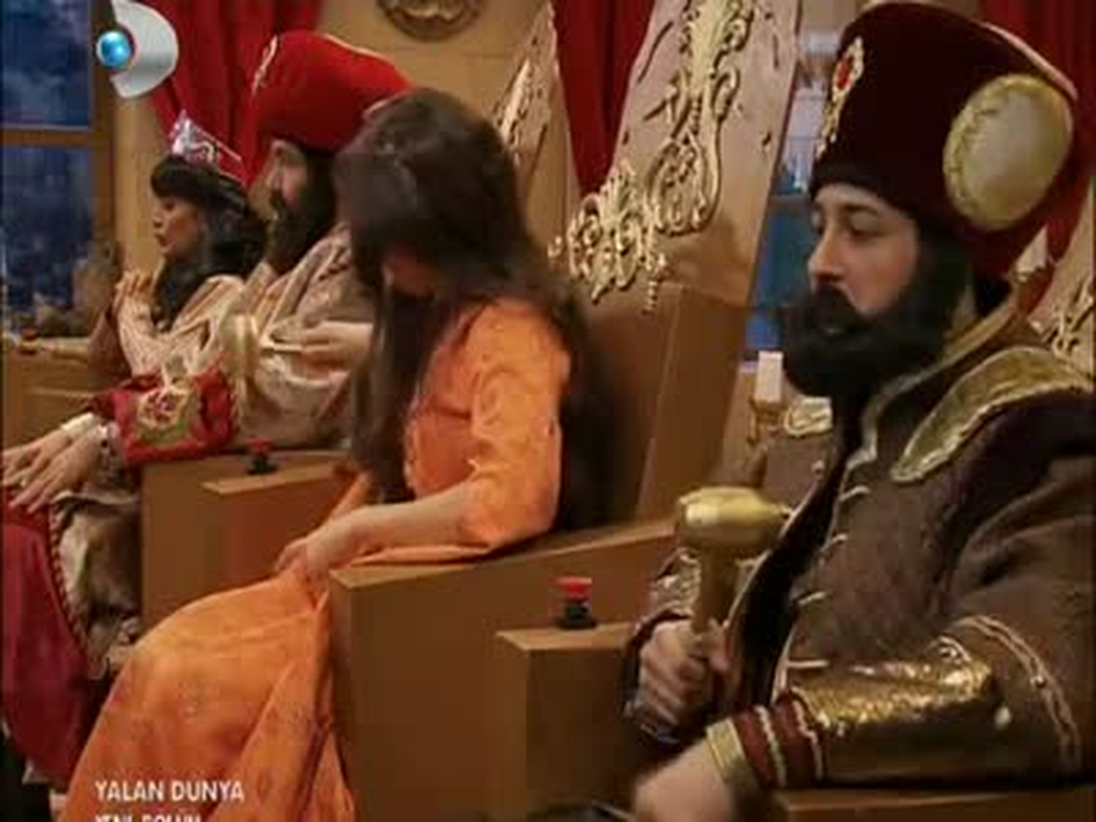 Yalan Dünya Kırdı Geçirdi