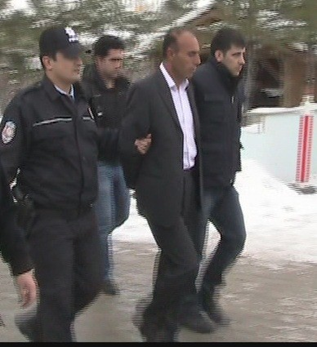 Yedek Lastiğin İçinden Eroin Çıktı