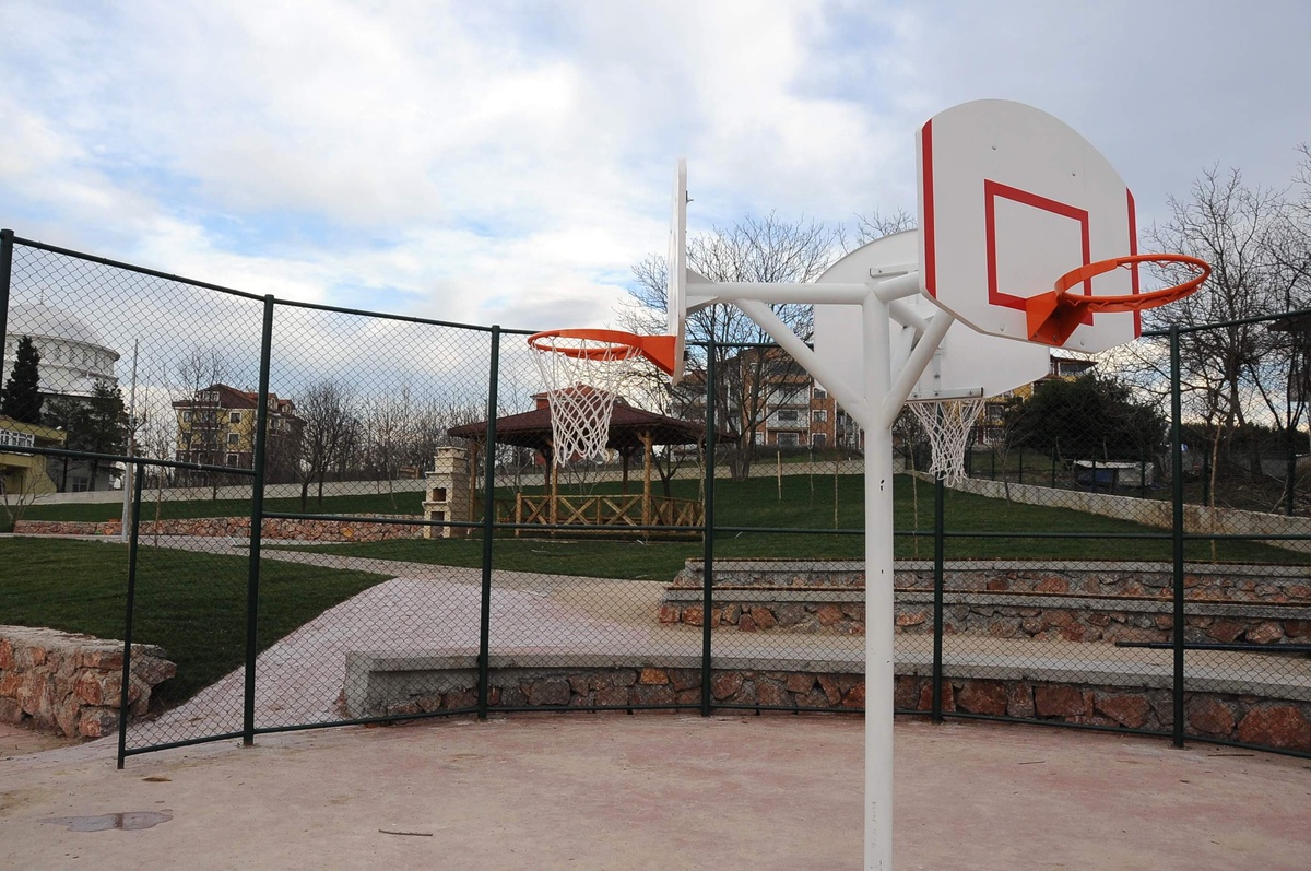 Başiskele\'nin En Büyük Parkı Tamamlandı