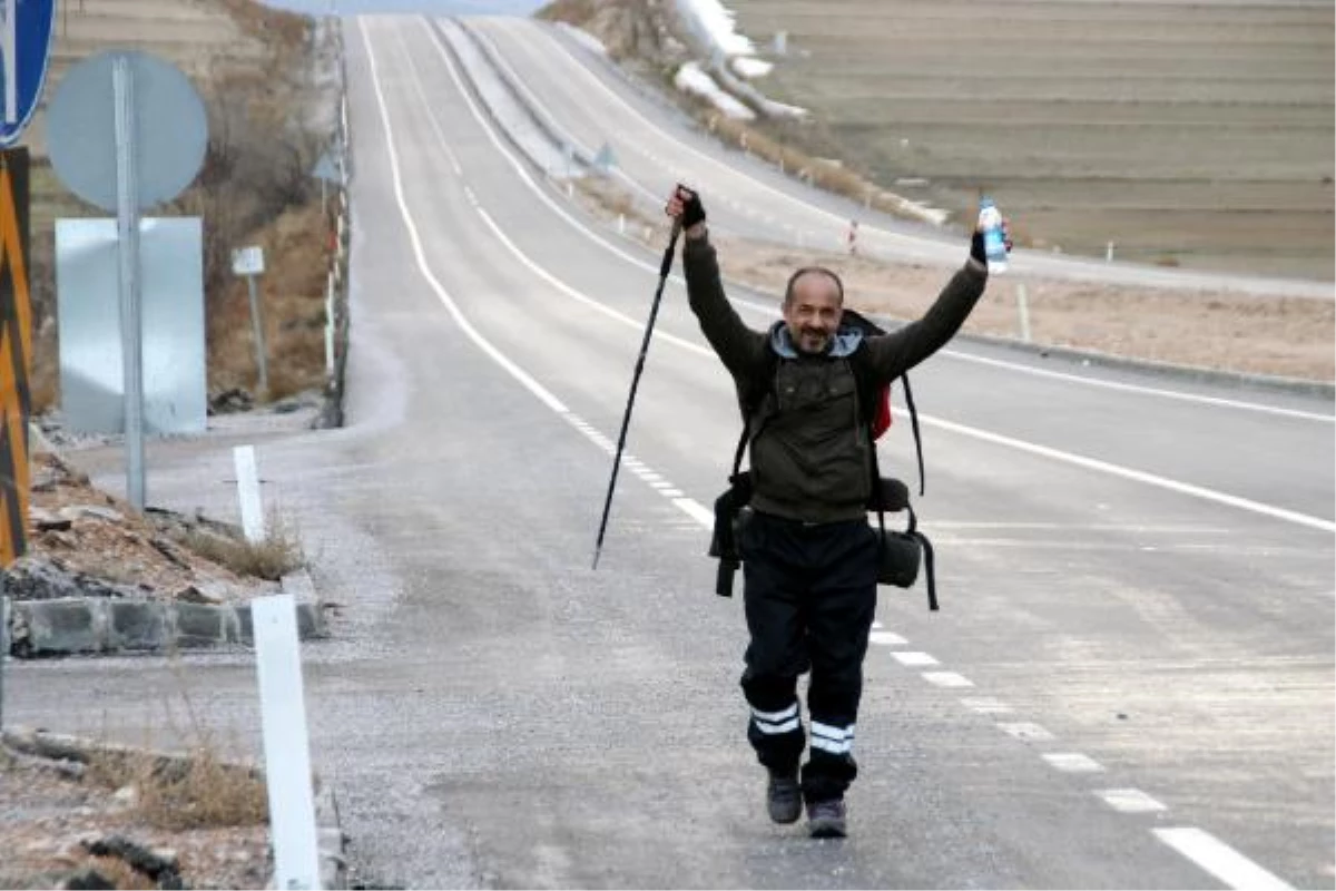 Çocukları İçin Ankara\'ya Yürüyen Baba Amacına Ulaştı