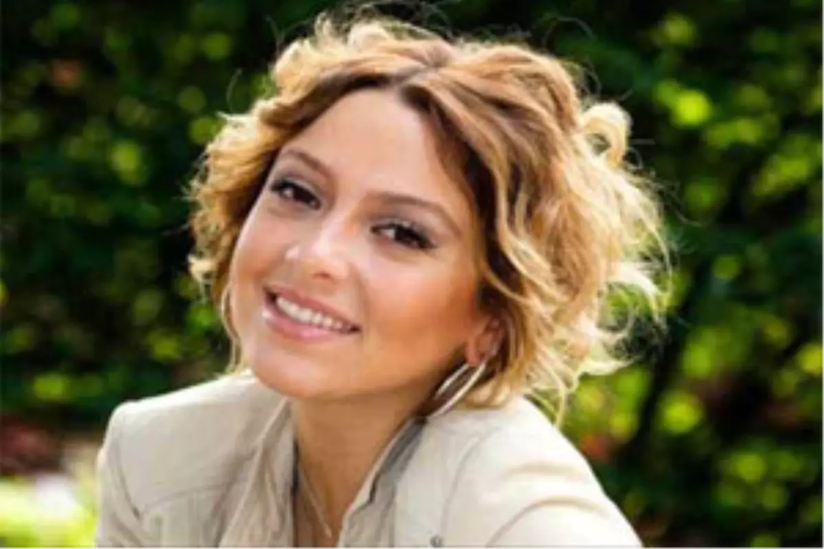 Hadise\'ye Büyük Şok