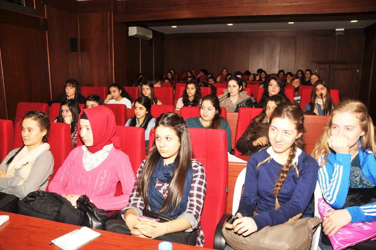 Başkan Doğan\'dan Gençlere Tavsiyeler