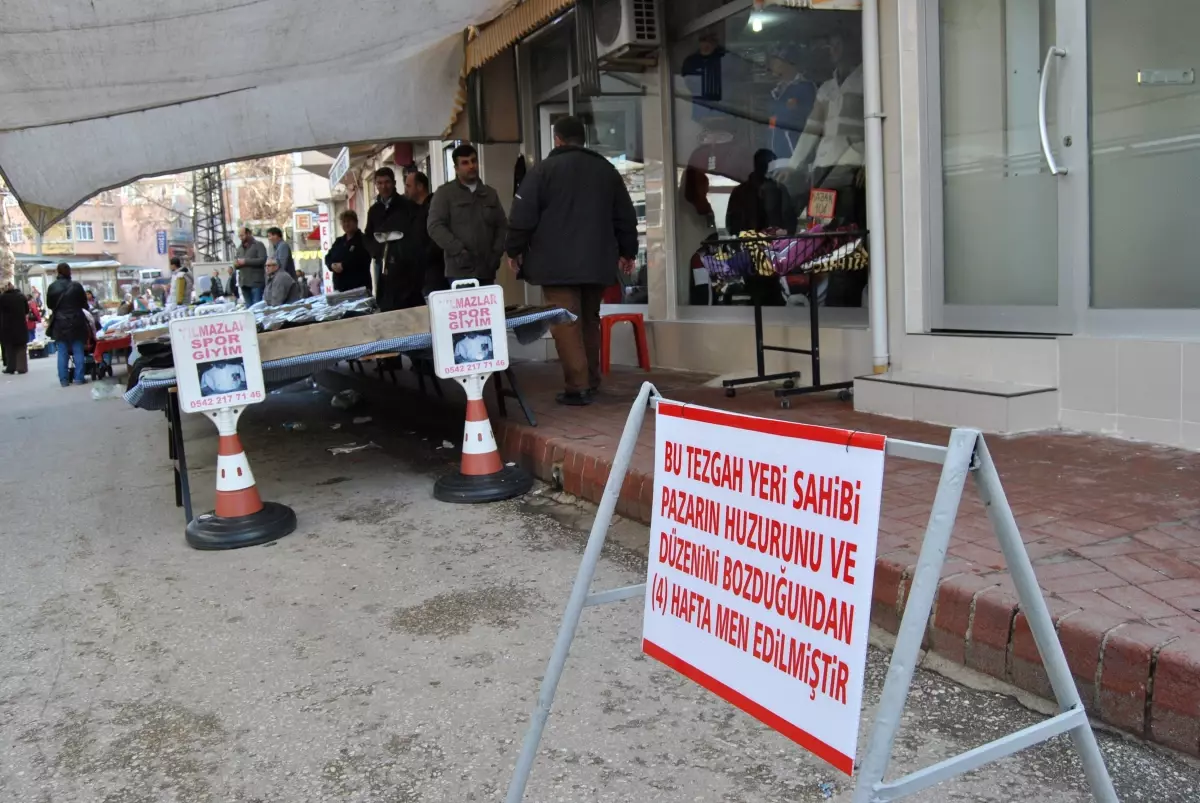 Belediyeden Pazarcıya Tezgah Açmama Cezası