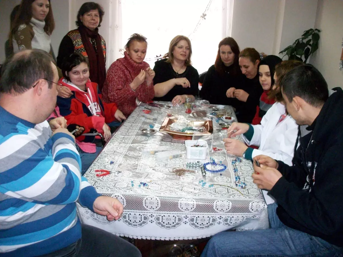 Belediyenin Dansçı Memurları