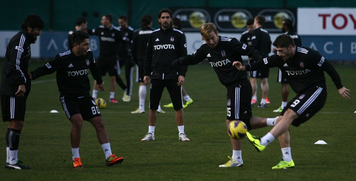 Beşiktaş Derbi Maçın Hazırlıklarını Sürdürdü
