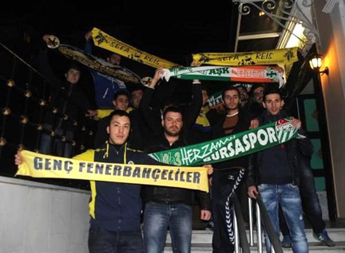 Bursaspor ve Fenerbahçe Taraftarları Buluştu
