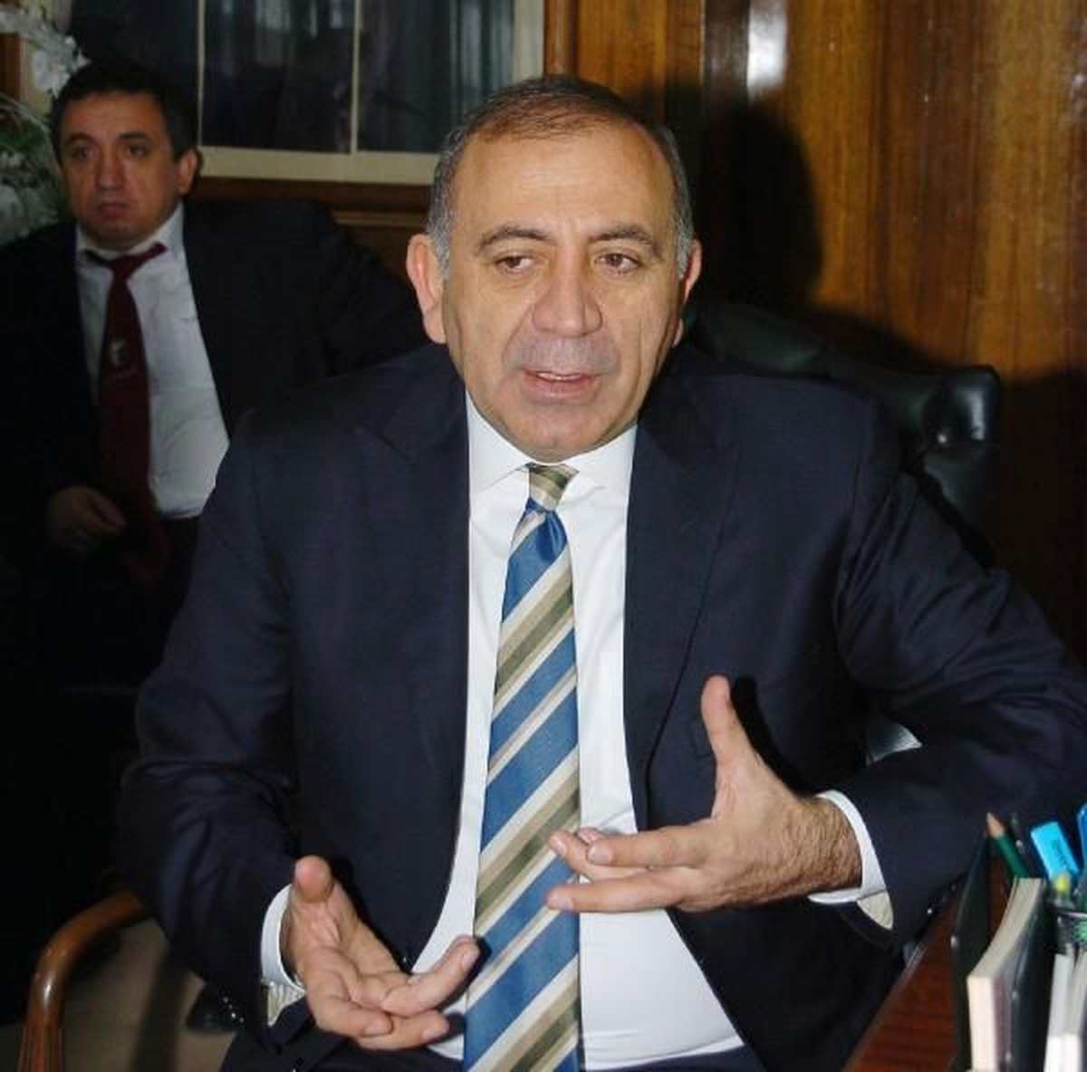 Chp\'li Tekin: "Aygün Sorun Olmaktan Çıktı"