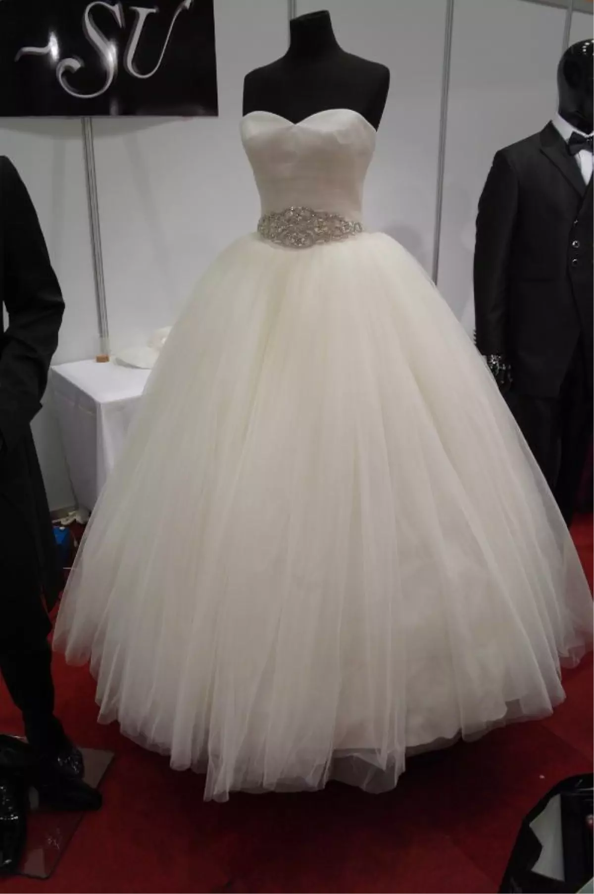 Dünya Düğün Fuarı Viyana\'da Düzenlendi