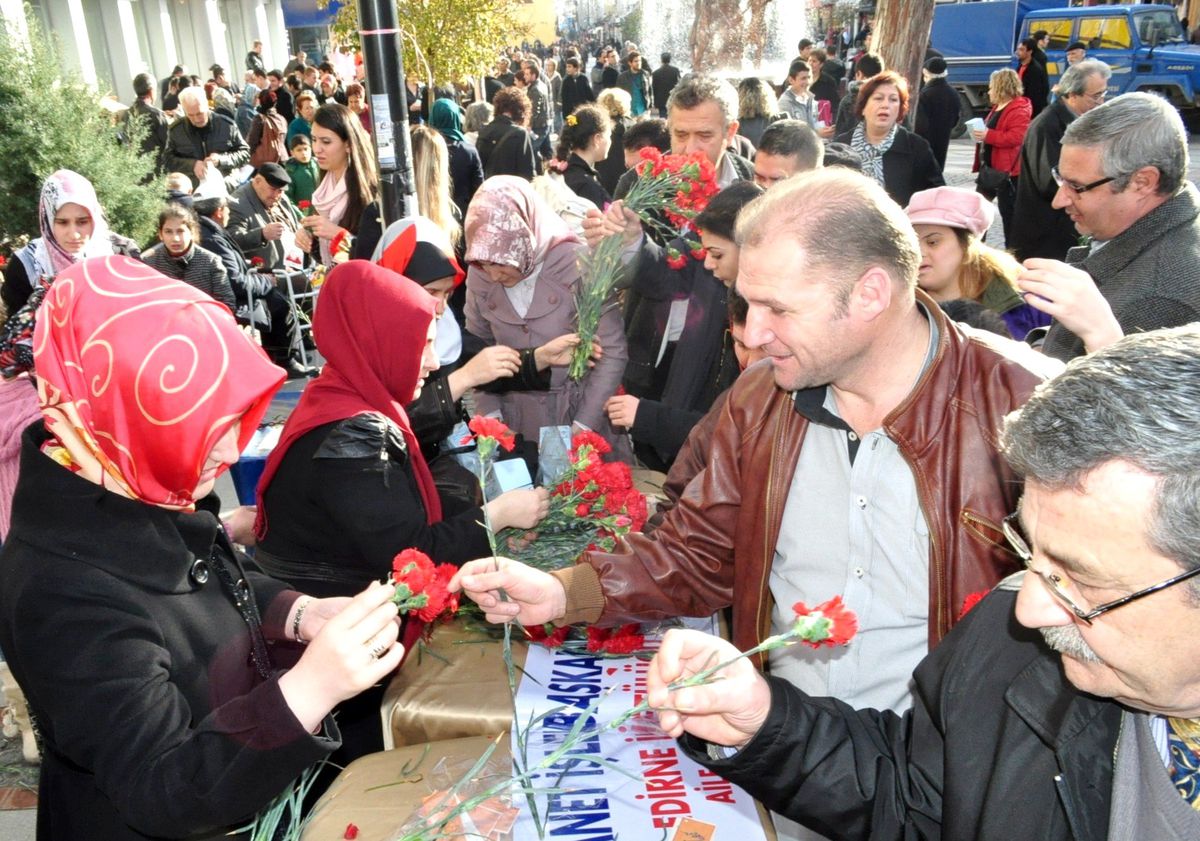 Edirne\'de Mevlit Kandili Kutlamaları