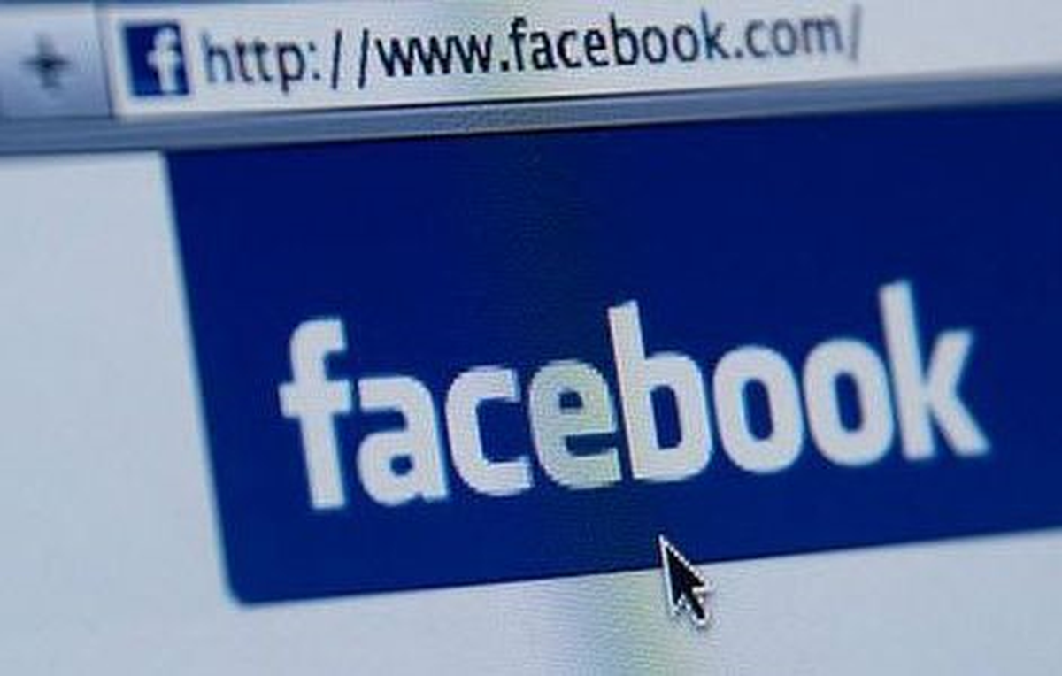 Facebook, Kıskançlığa Yol Açıyor