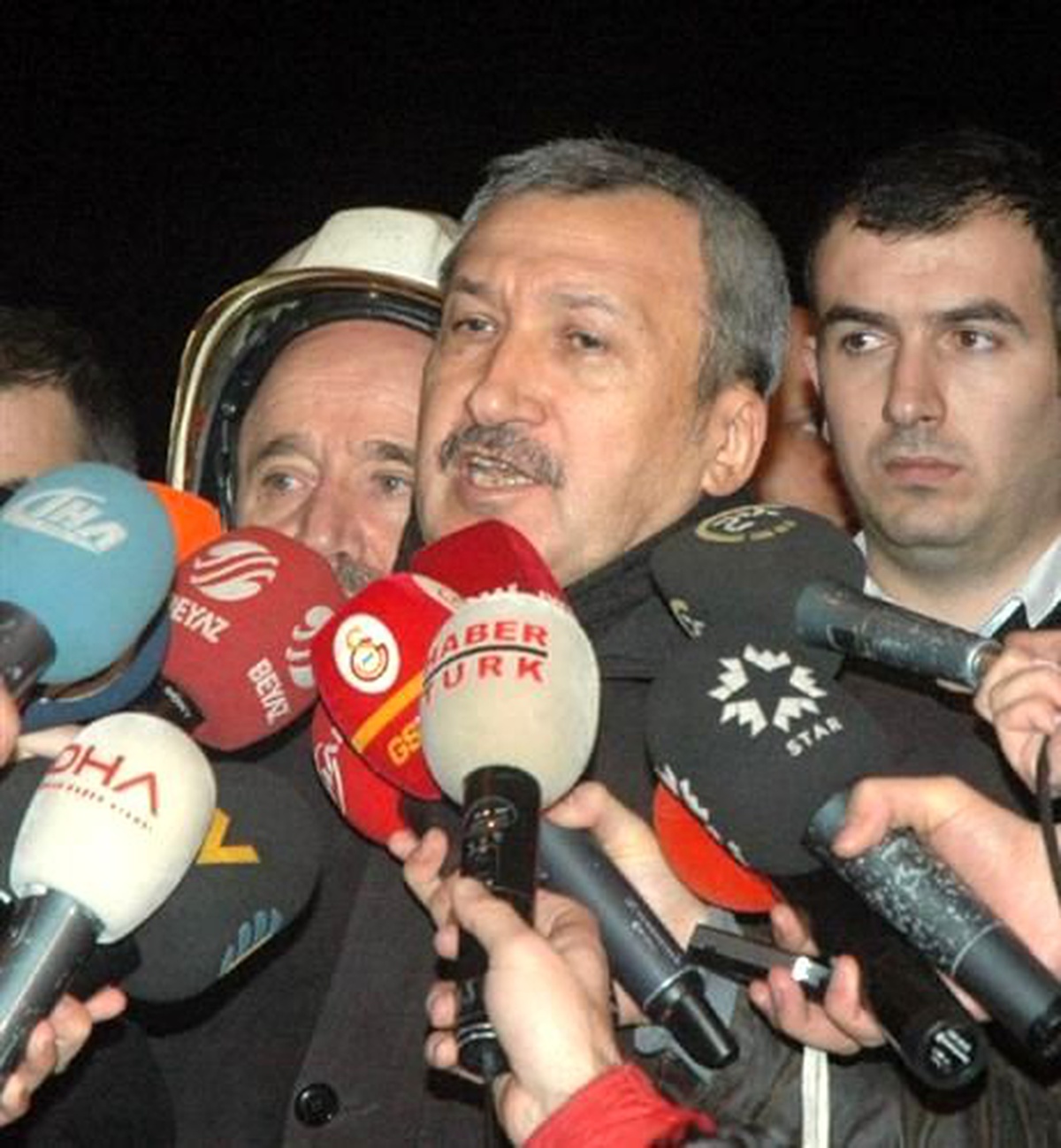 Galatasaray Üniversitesi\'nde Yangın Ek Foto
