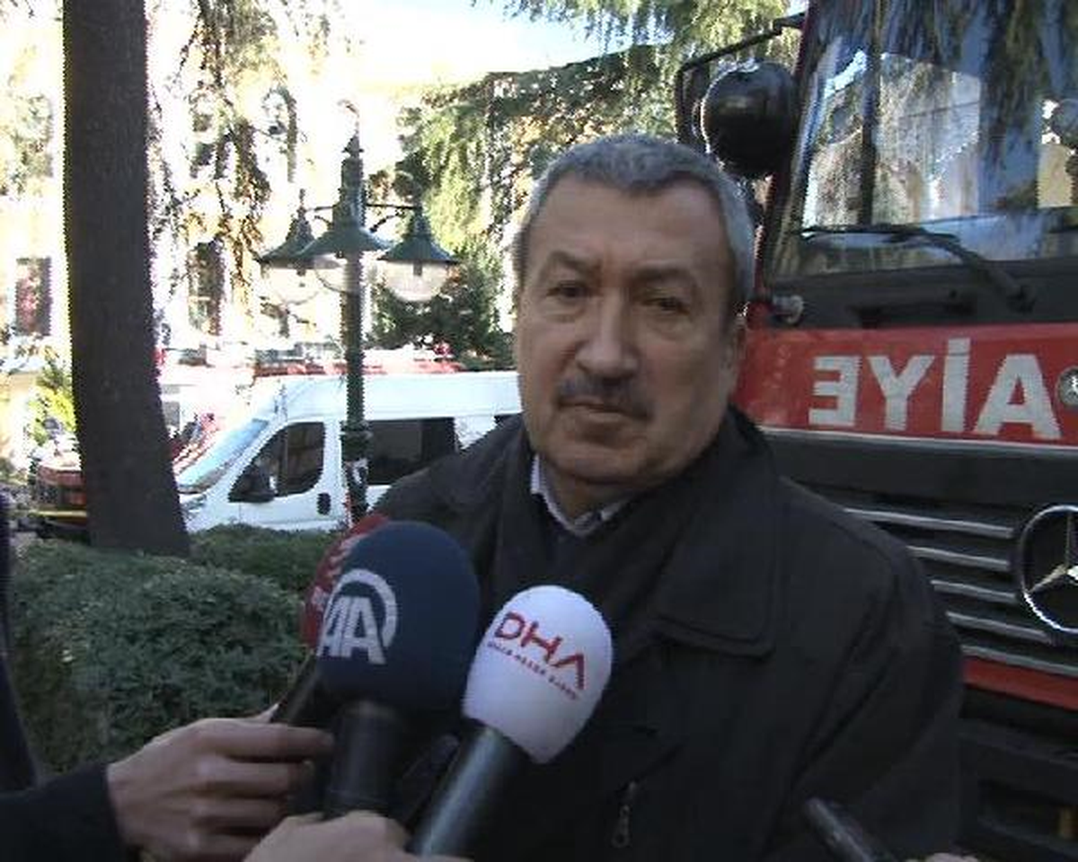 / Gs Üniversitesi Rektörü Tolga : Öğretim Akademik Takvime Göre Devam Edecek
