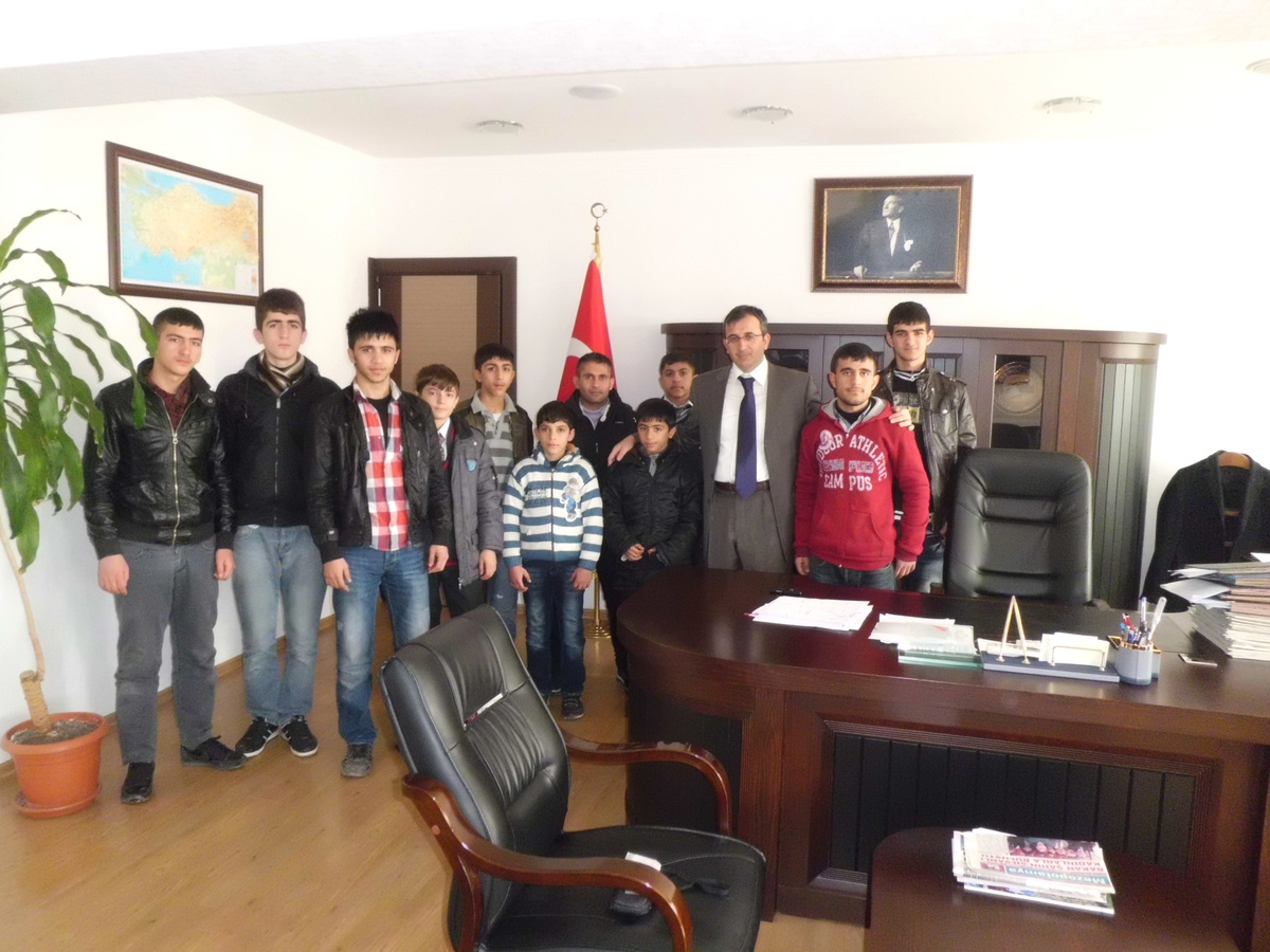 Halk Eğitim Sporcularından Kaymakama Ziyaret