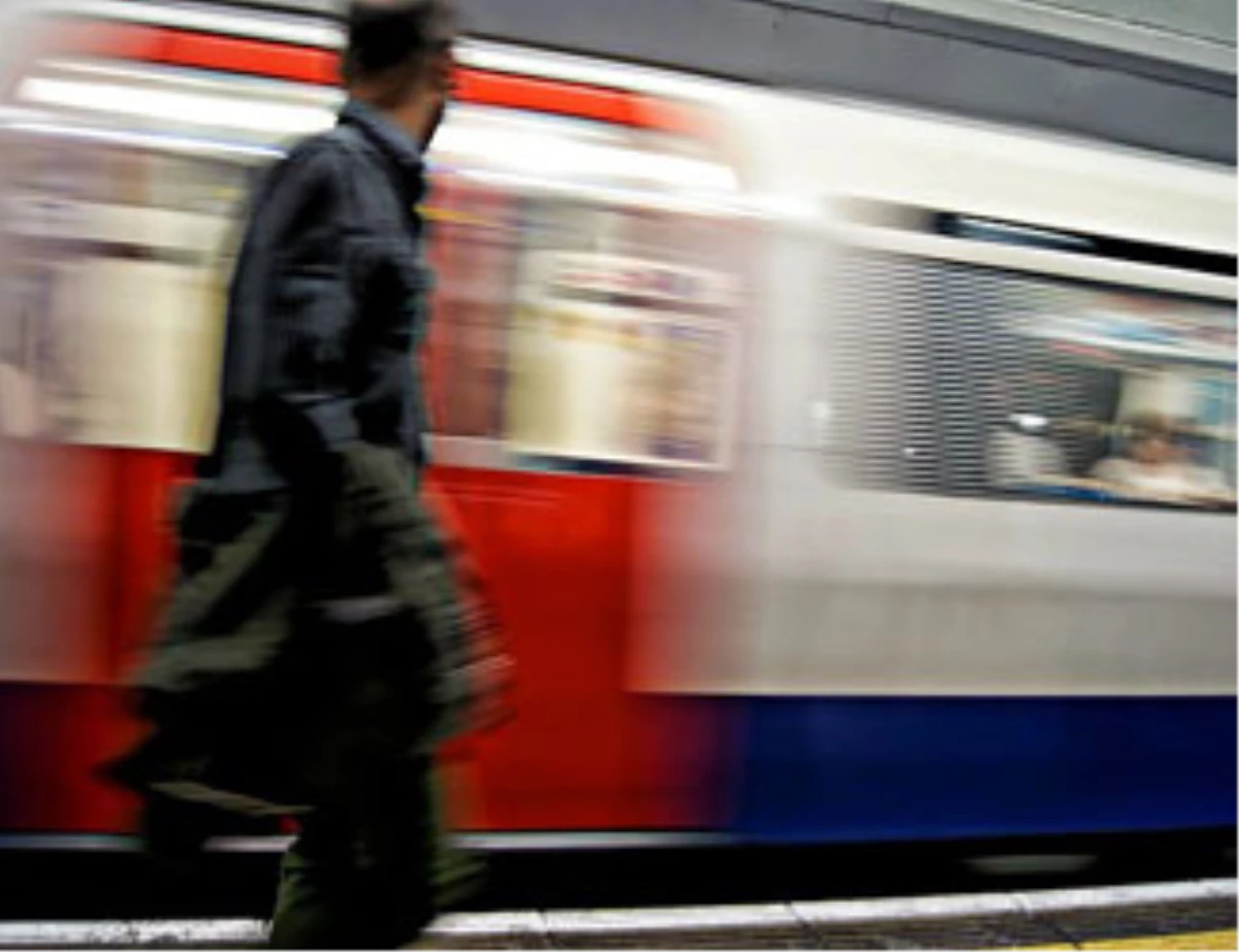 İngiltere\'de Saldırıya Dayanıklı Metro Vagonları Tasarlandı