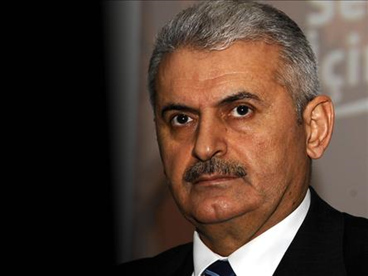İstanbul\'a Yapılacak 3.Havalimanı Ulaştırma, Denizcilik ve Haberleşme Bakanı Yıldırım."İstanbul\'a...
