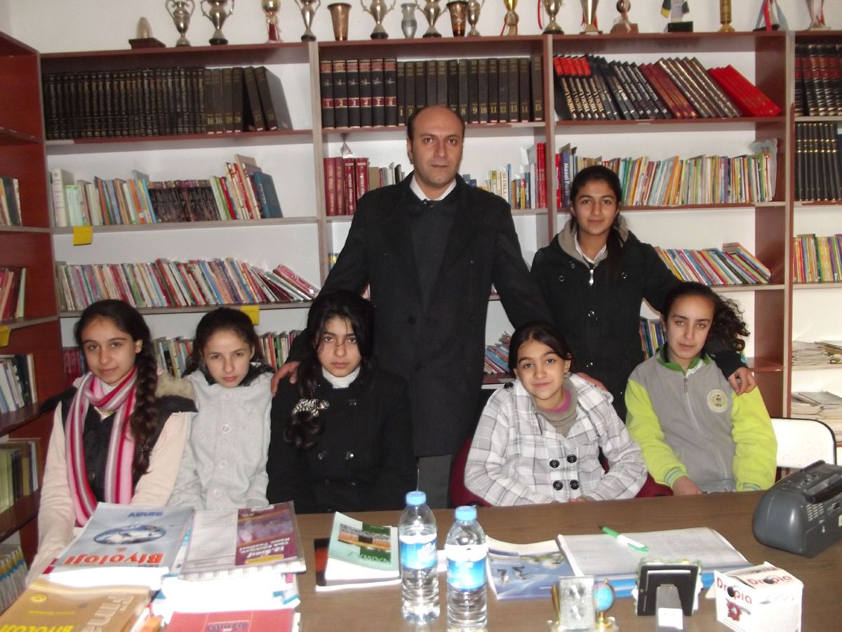 İstanbul\'dan Silvan\'a Kitap Yardımı