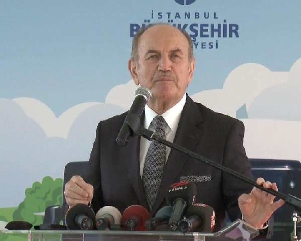Kadir Topbaş, Sıkıştırılmış Doğalgazlı Otobüs Kullandı