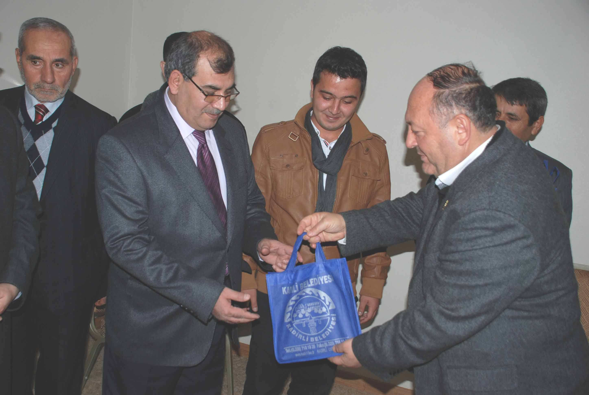 Kadirli Belediyesinden "Her Eve Bir Kuran" Projesi