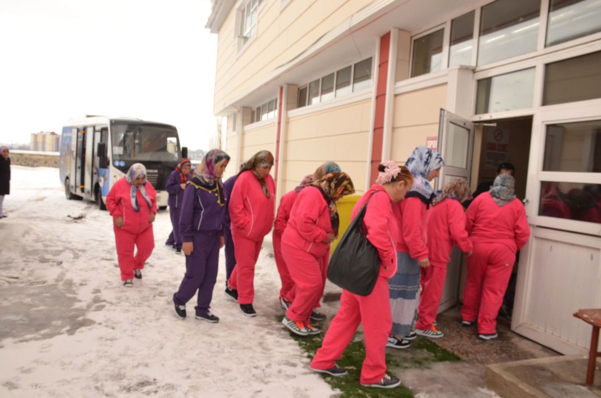 Özel Ablalar ve Özel Nineler Sporda