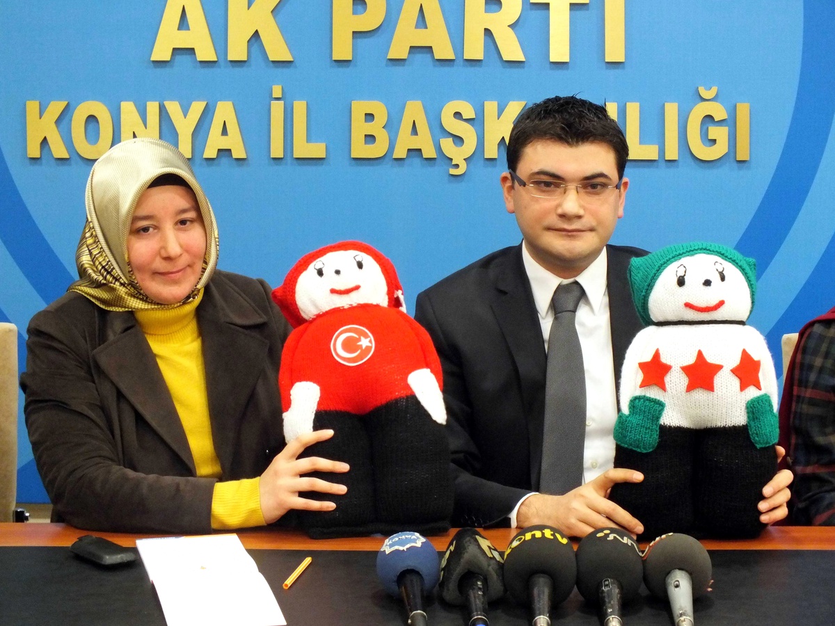 Suriye Halkı İçin "İlmek İlmek Örüyoruz" Kampanyası