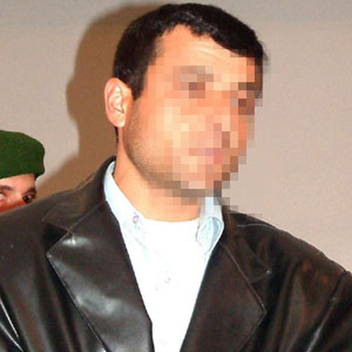 13 Yaşındaki Kıza Tecavüz Edip Altınları Çalanlara 37.5\'ar Yıl Hapis Cezası