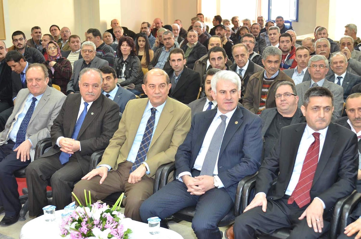 Ak Partili Vekilden Esnafa, "Güçlerinizi Birleştirin" Çağrısı