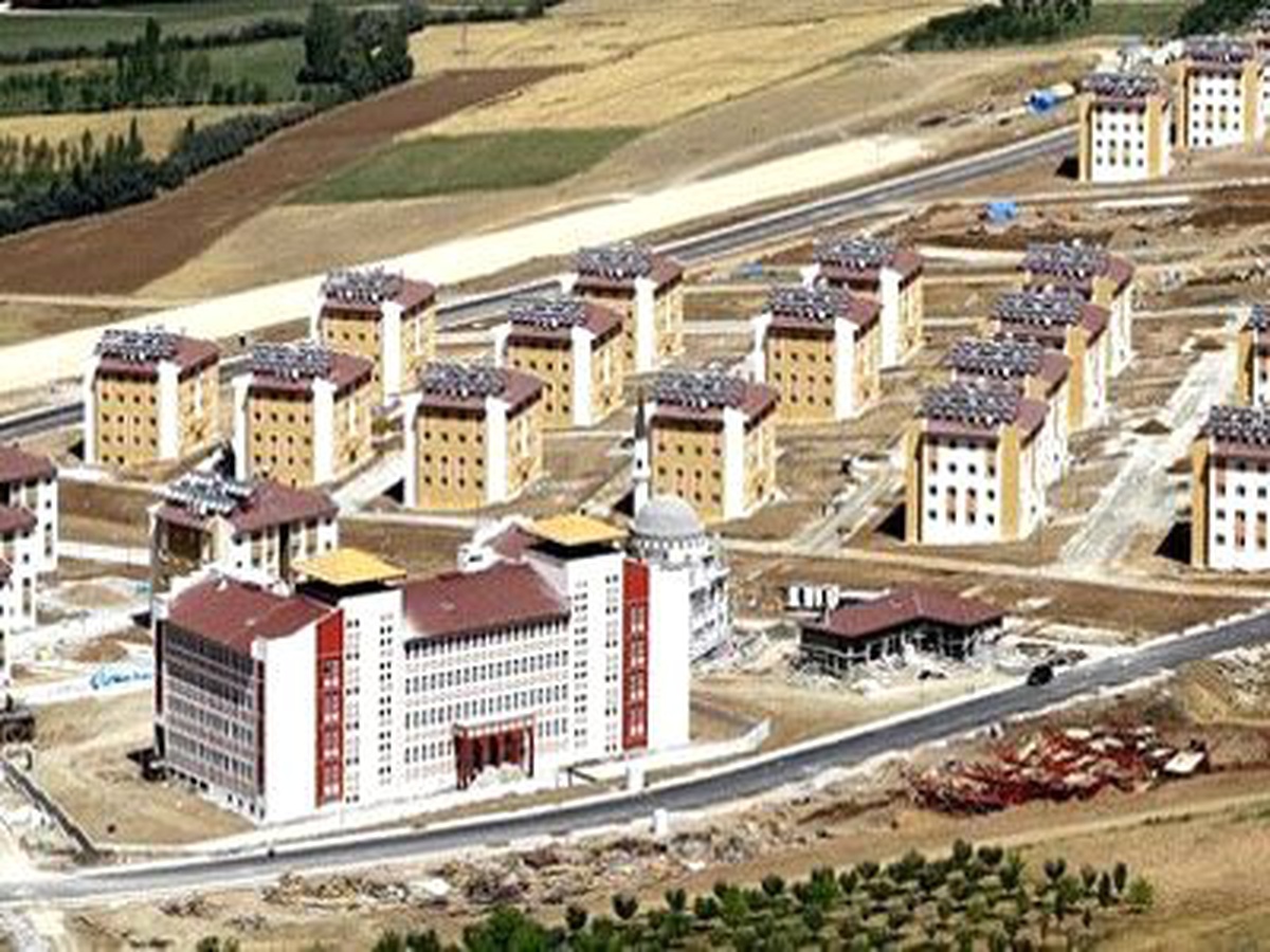 Akbank, Kentsel Dönüşüm Kredisinde Bakanlıkla Protokol İmzaladı