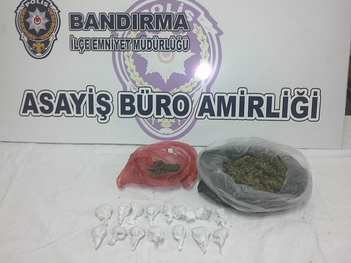 Bandırma Emniyeti Uyuşturucu Satıcılarına Göz Açtırmıyor