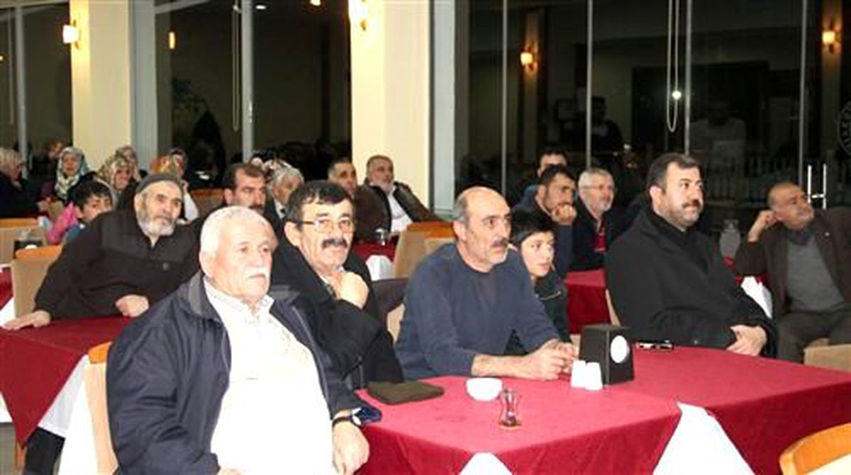 Başkan Ürgüp Muhtarlarla Yemekli Toplantıda Bir Araya Geldi