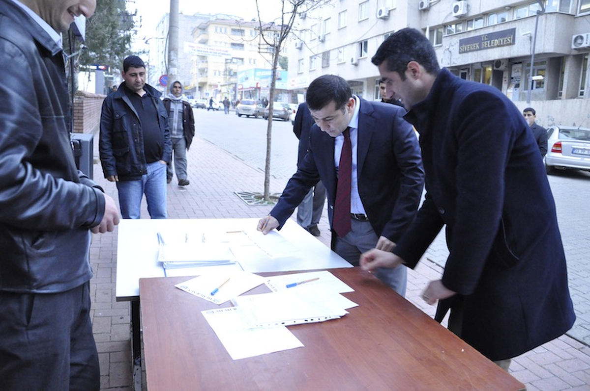 Bucak\'tan 10 Milyon İmza Kampanyası\'na Destek