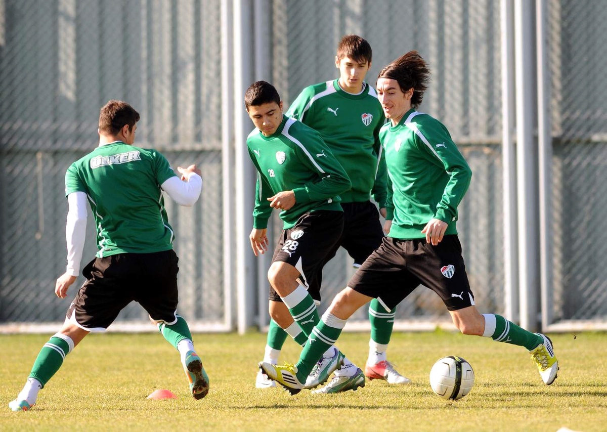 Bursaspor İstanbul Takımlarını Yenemedi