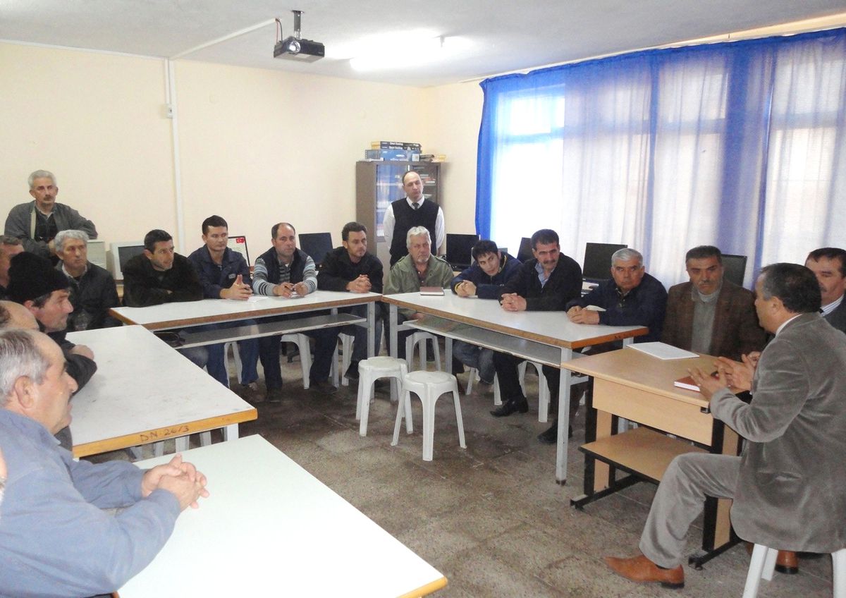 Didim\'de 2013 Çiftçi Eğitim Seminerleri Başladı