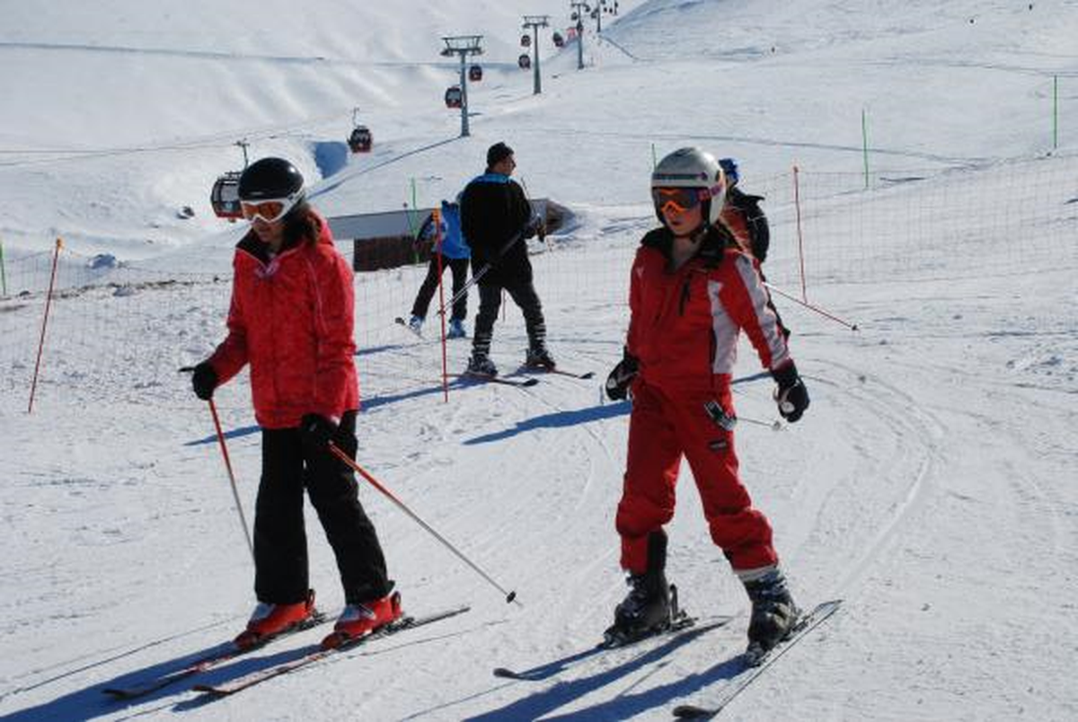 Erciyes\'te Belediye Destekli Kayak Kursu